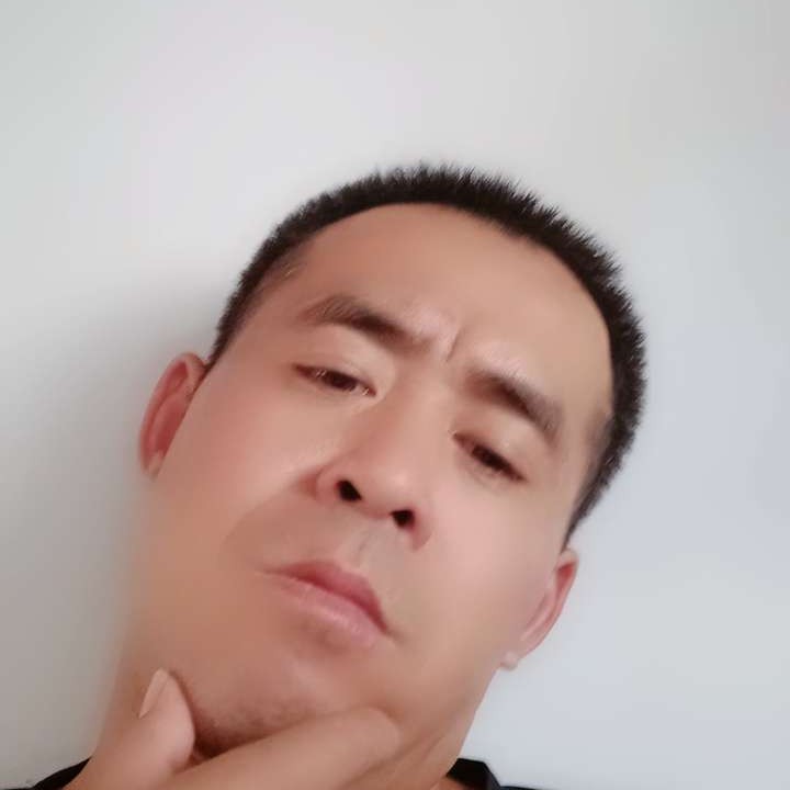 会撒娇演变唇膏的照片