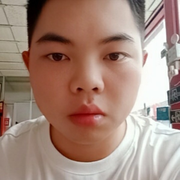 幽默蹁跹溪流的照片