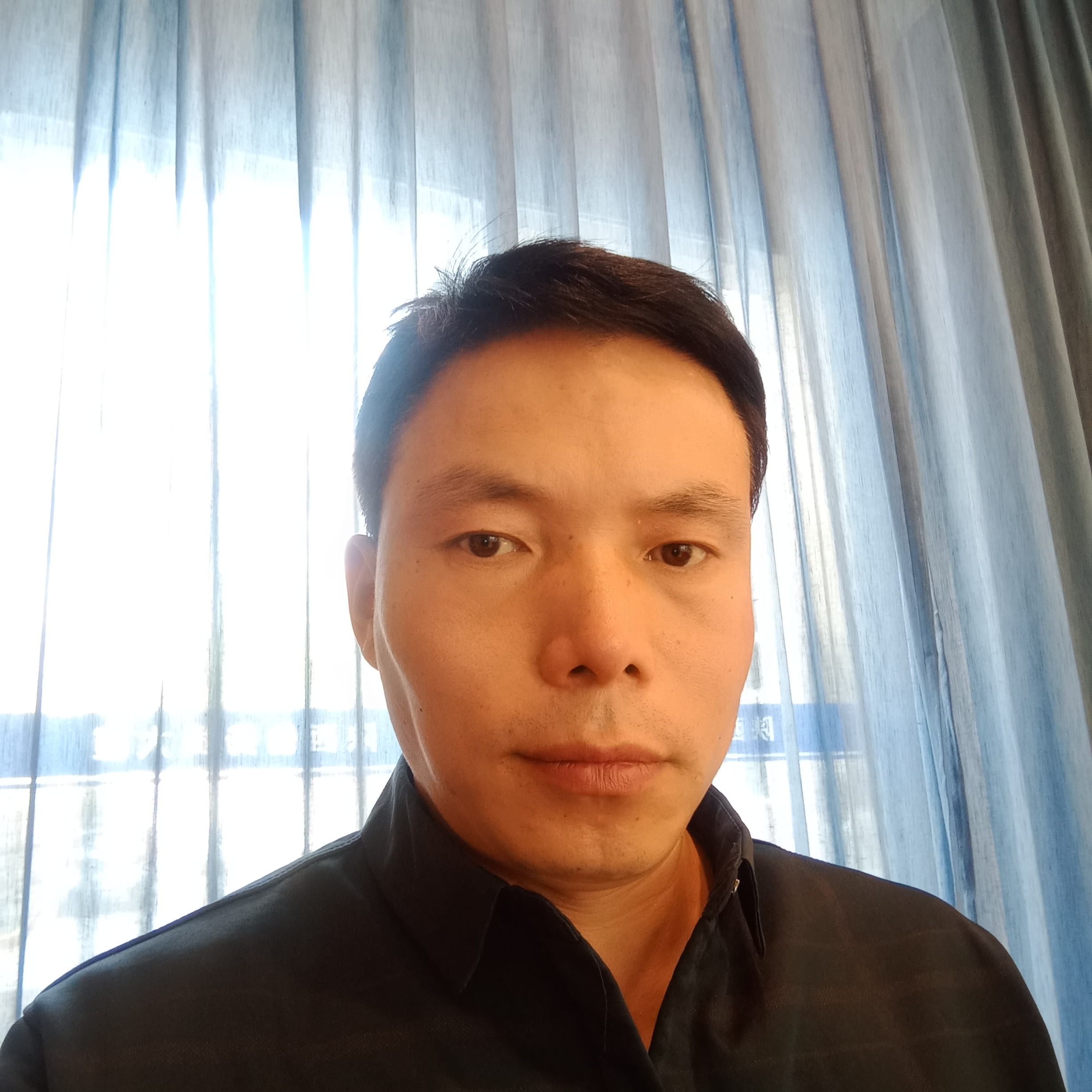 青衫慈祥的照片