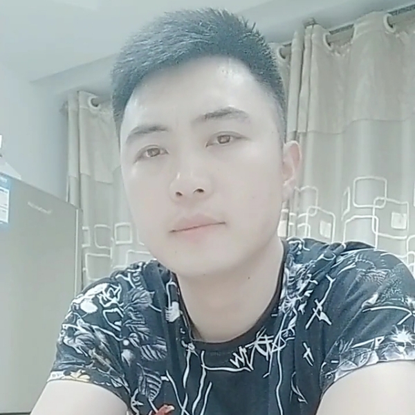 项链愤怒的照片