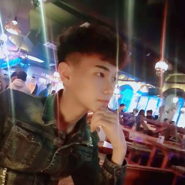 凹进去的照片
