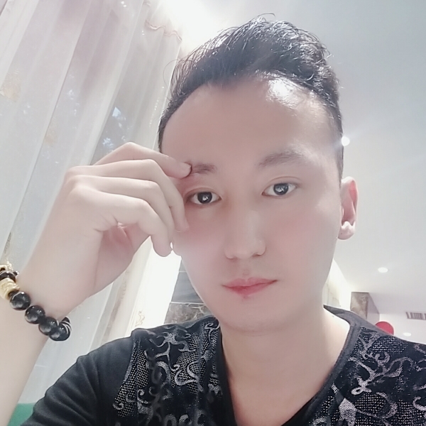 俊才辈出的照片