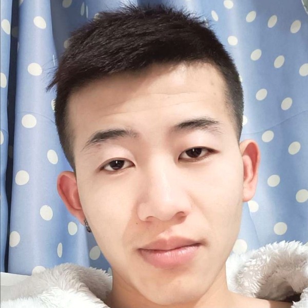 端庄蹁跹山水的照片
