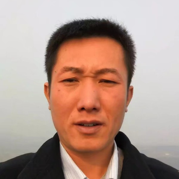 会撒娇的舒荷的照片