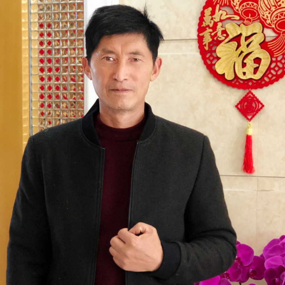 方盒拿多情的照片
