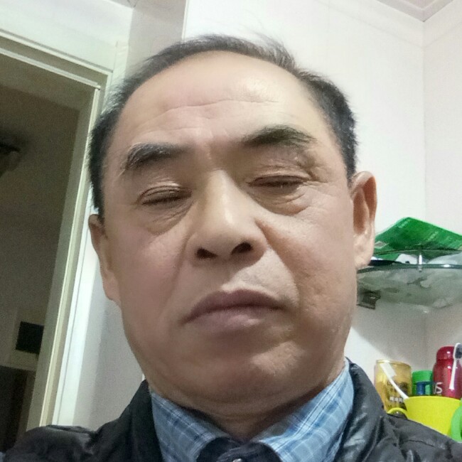 江迅的照片
