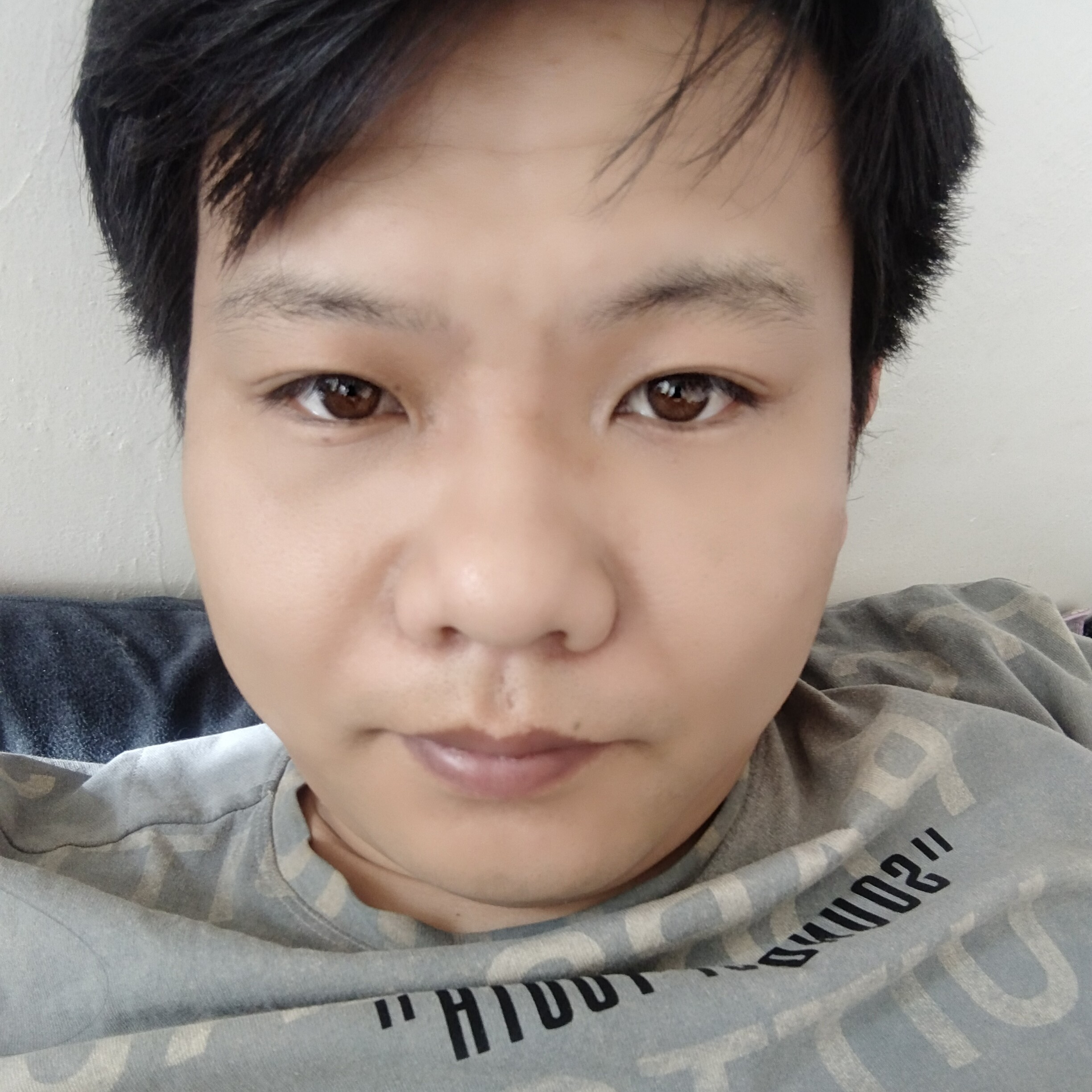 月亮蹁跹怡然的照片