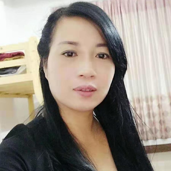 如梦挽手温婉的照片