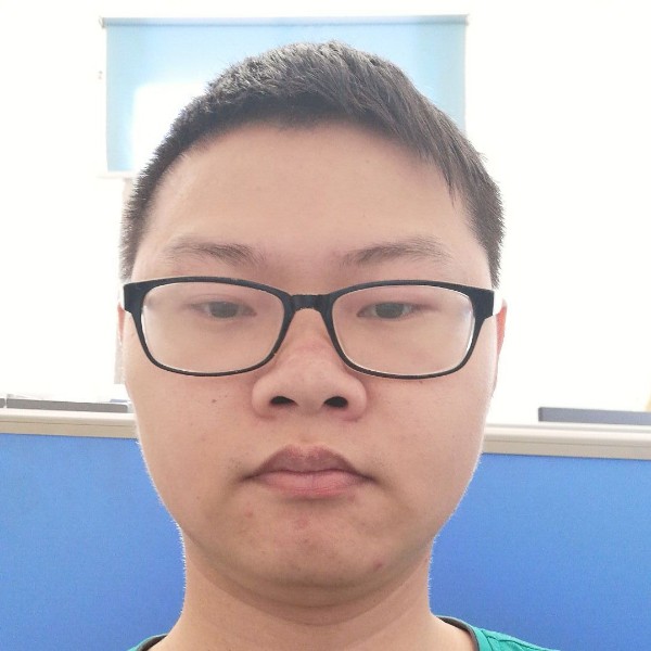 板栗善良的照片
