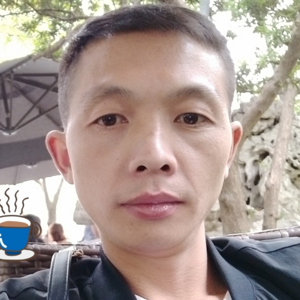 无奈白云的照片