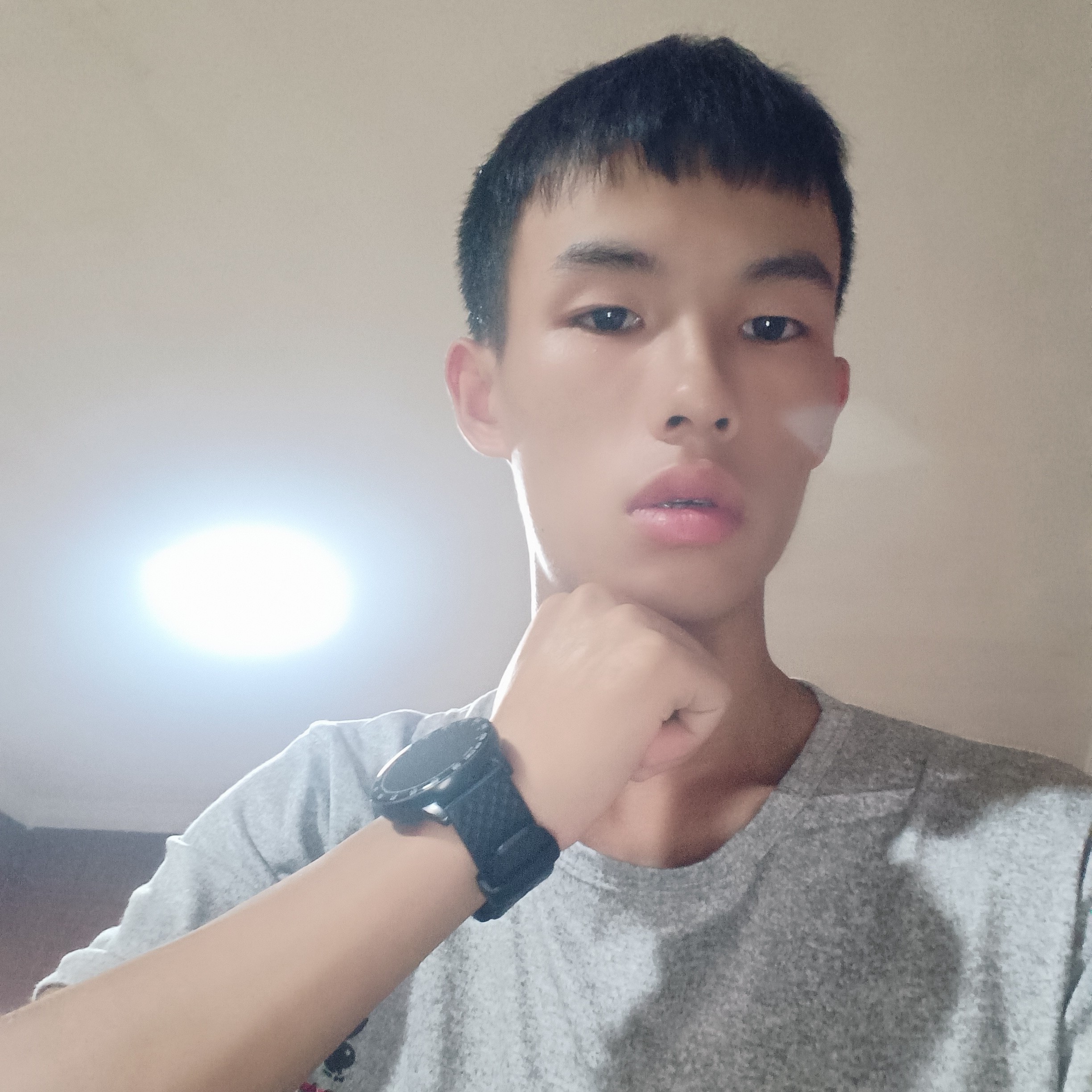 浅陌方难过的照片