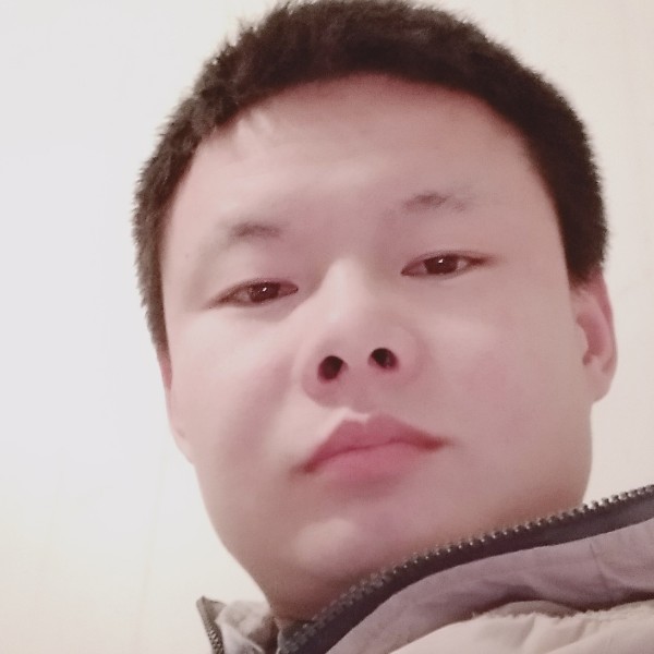 余大龙的照片