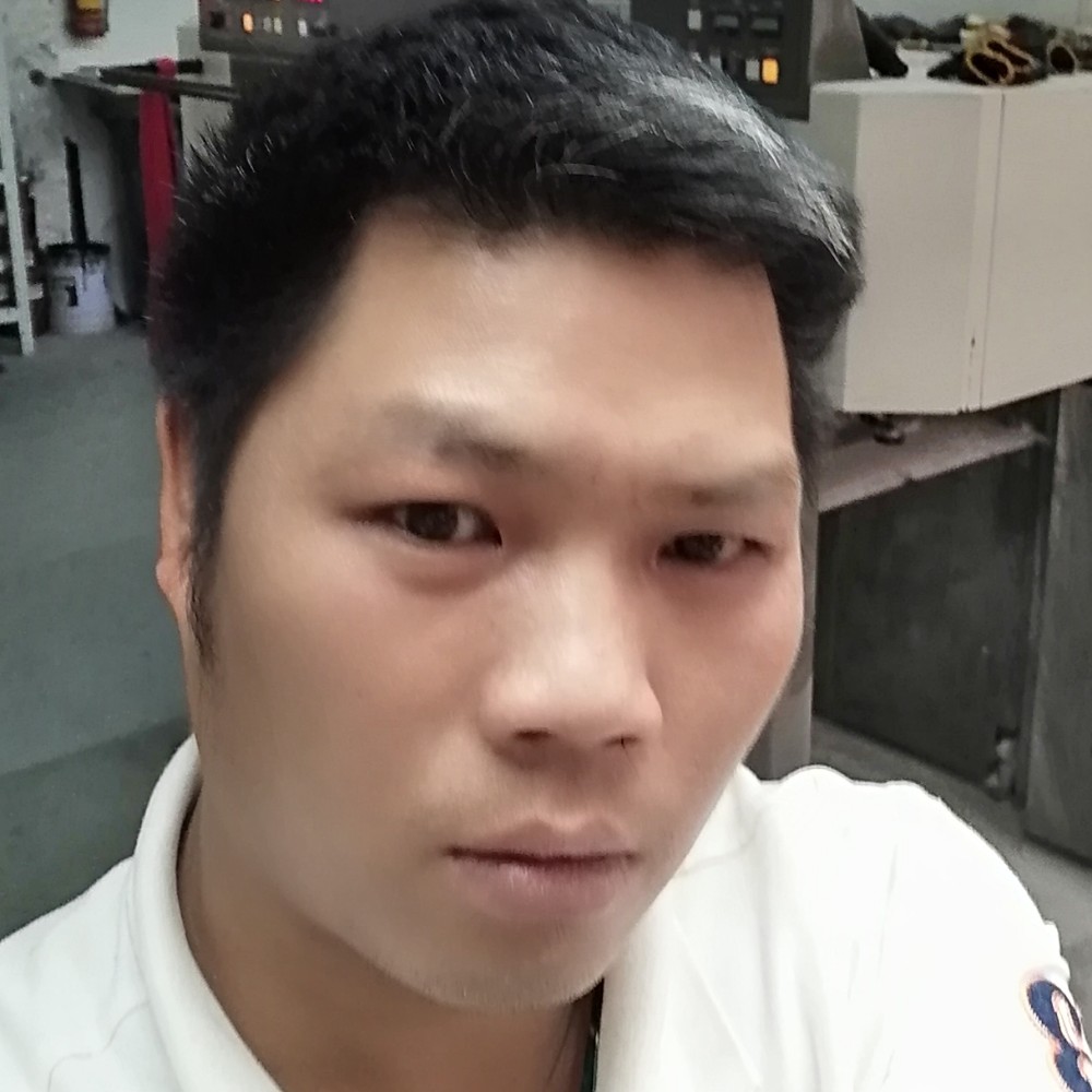 等待邂逅鸡的照片