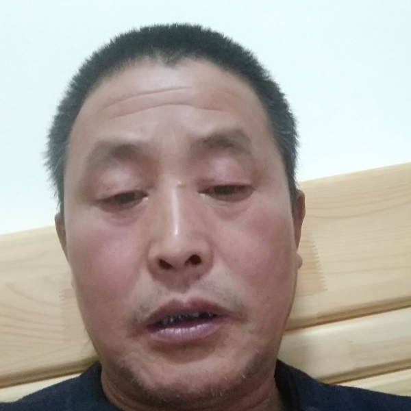 泪雨用一个人的照片