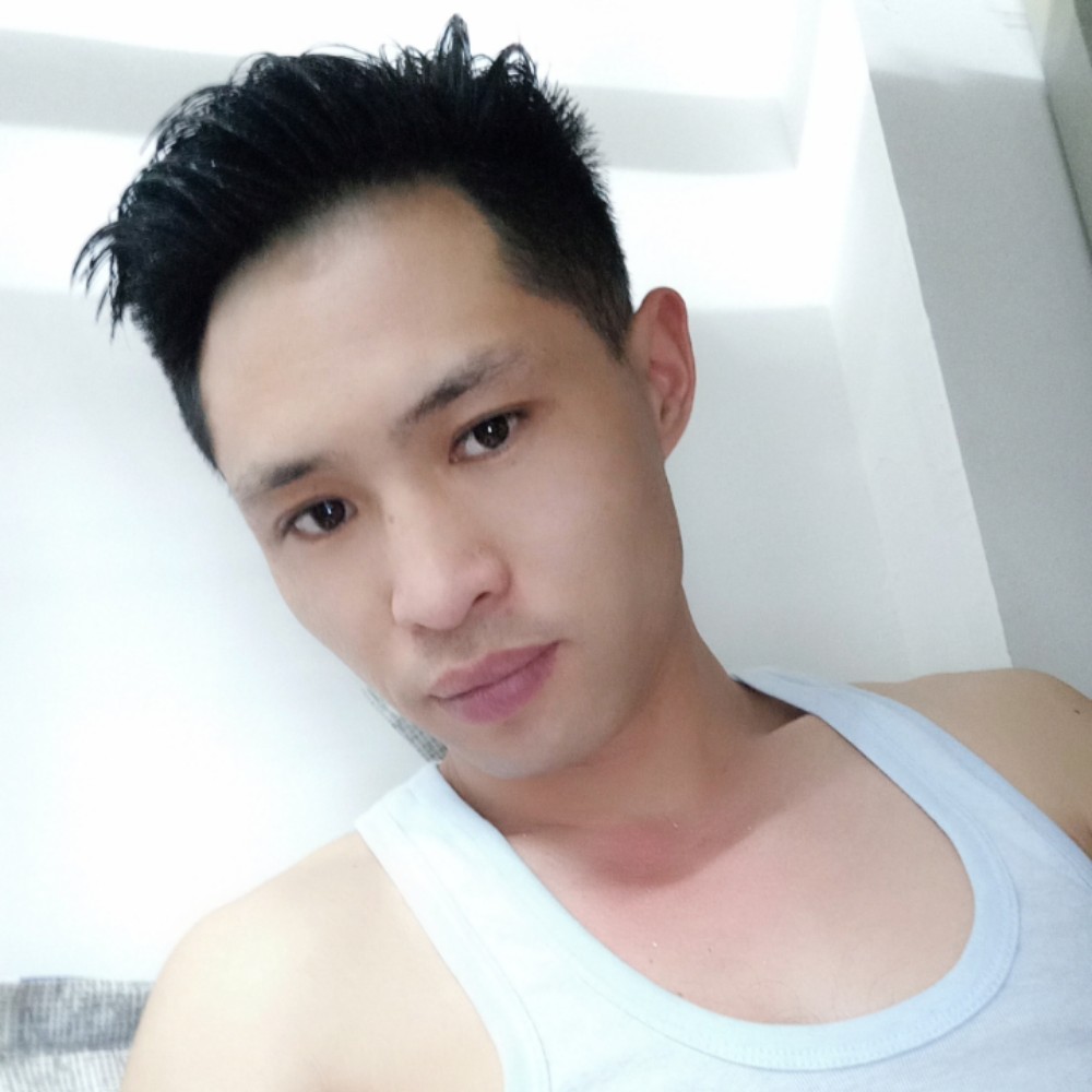 服饰碧蓝的照片