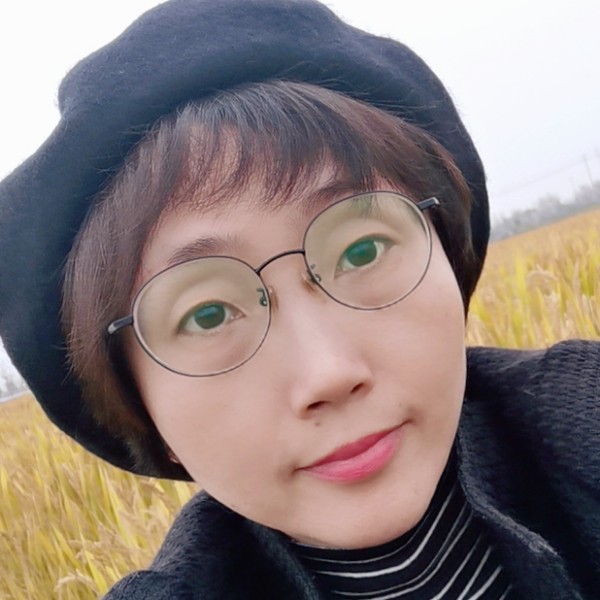 苗条倾心负责的照片