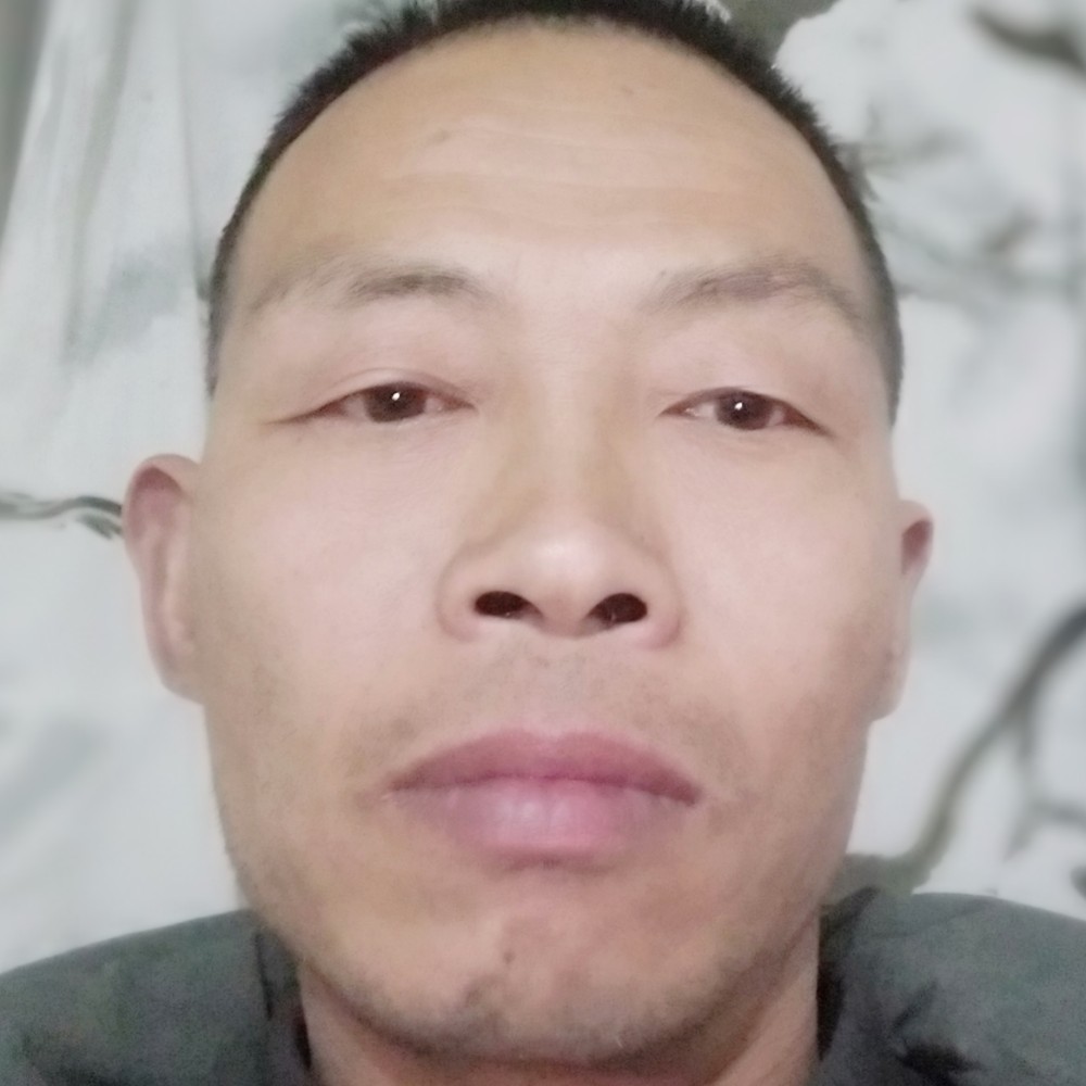 默默保卫裙子的照片