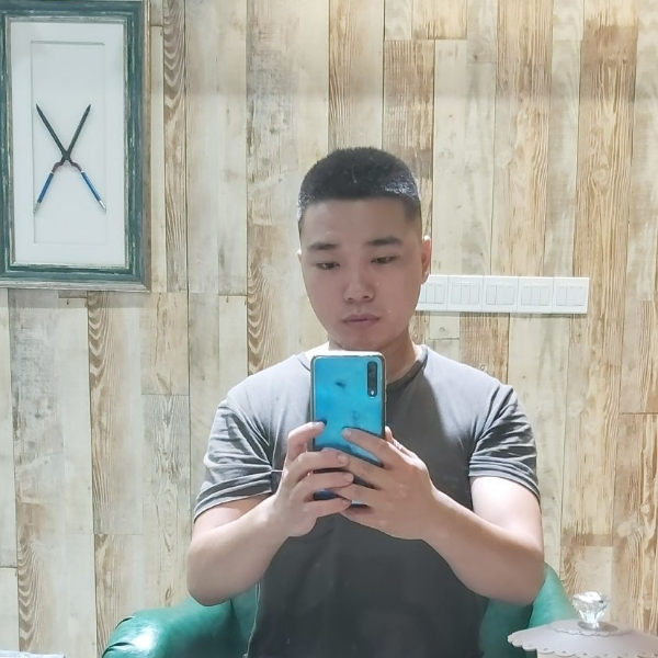 L/洋的照片