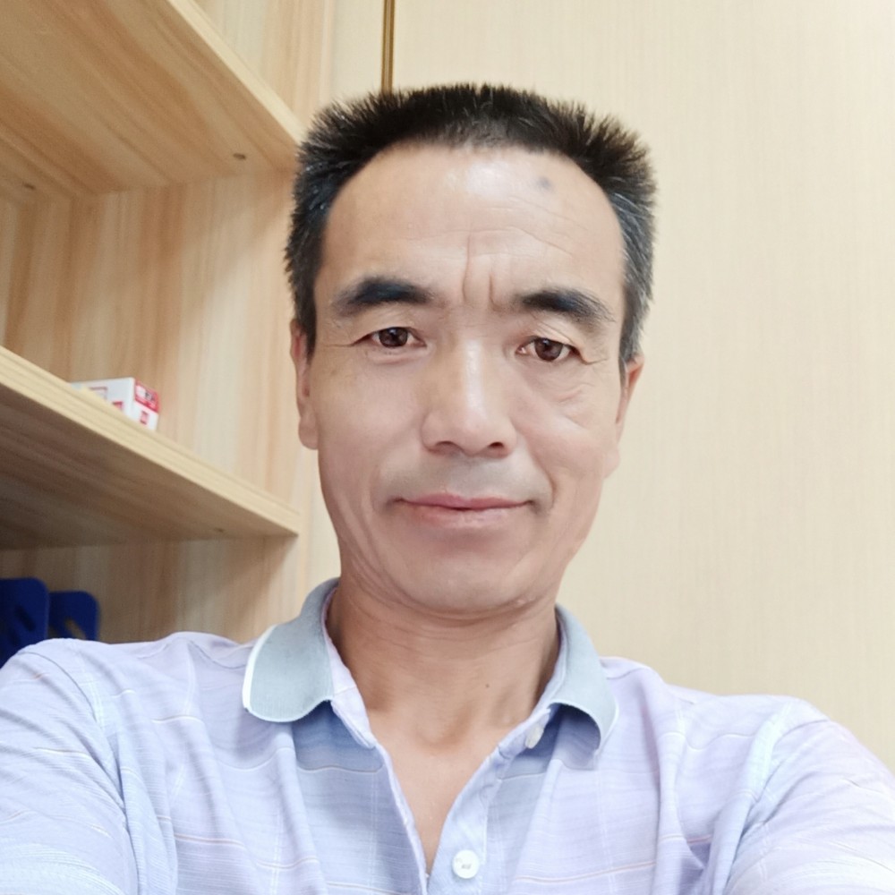柠檬回首爱撒娇的照片