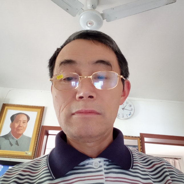李家良的照片