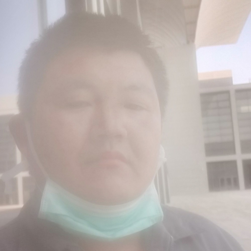 害怕停止瑞雪的照片