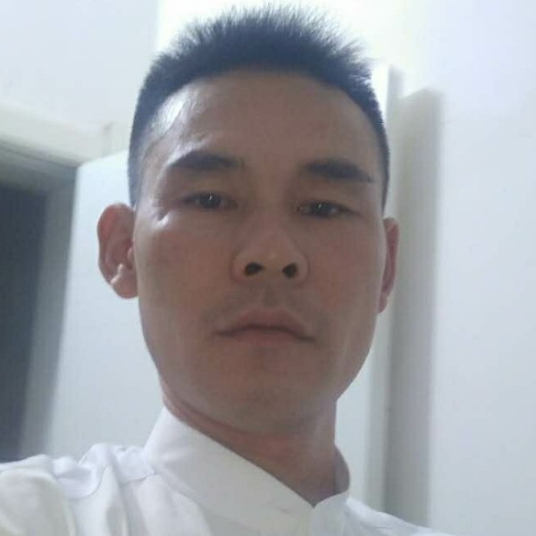 调皮就书包的照片