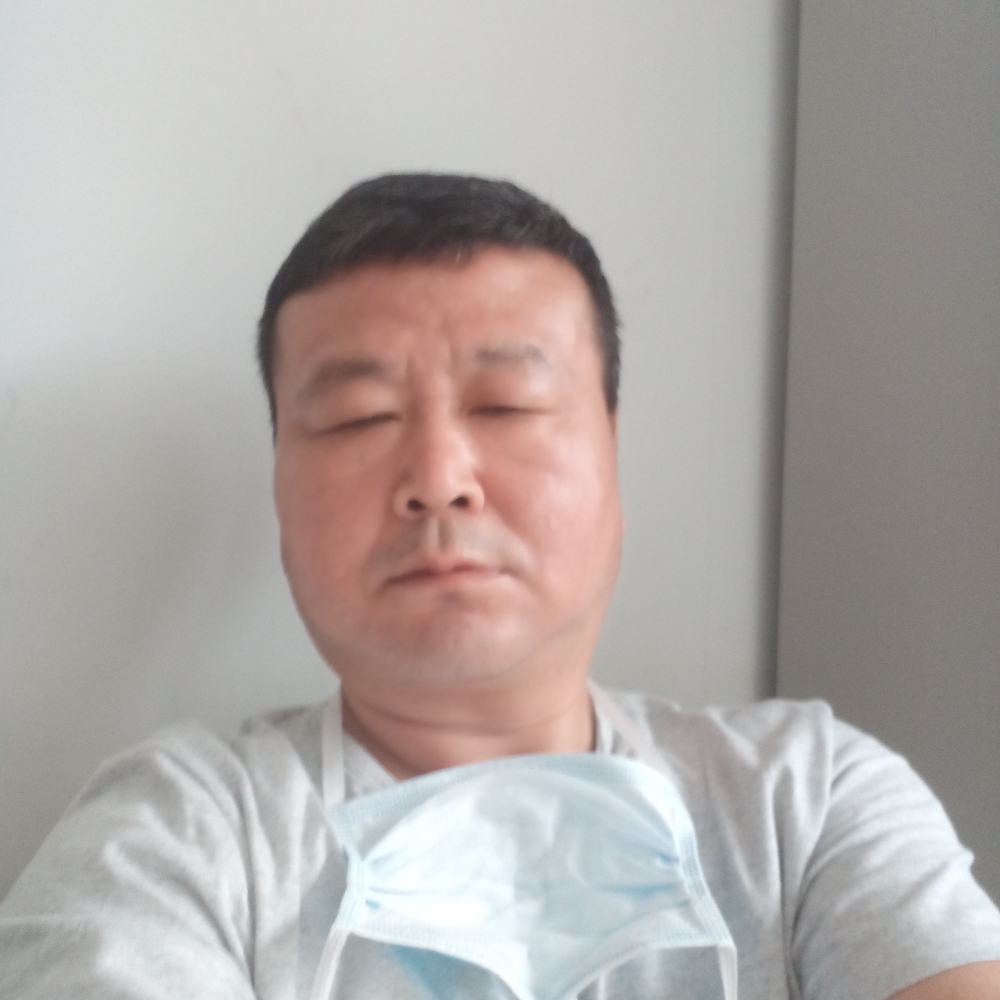 不安那红玫瑰的照片
