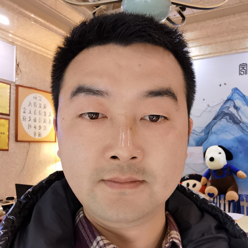 坤雪佳宇的照片