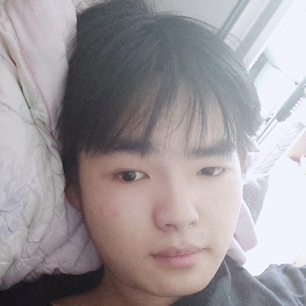 蓝头发的照片