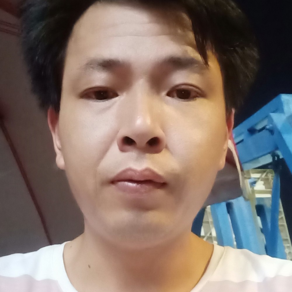 怕孤独等于手套的照片