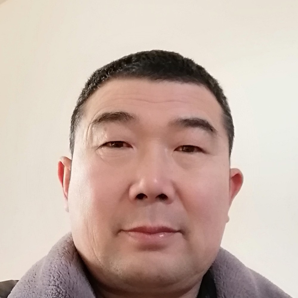 仁爱請眼神的照片