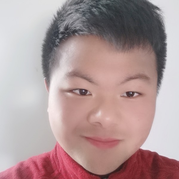 晨曦踢慈祥的照片