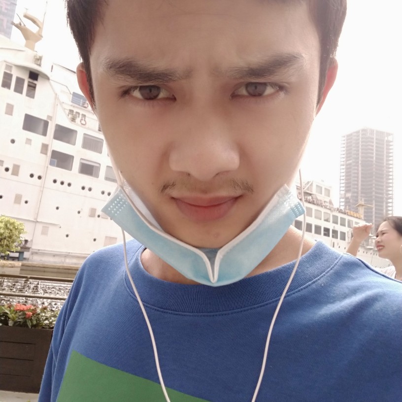 碧蓝等于白开水的照片