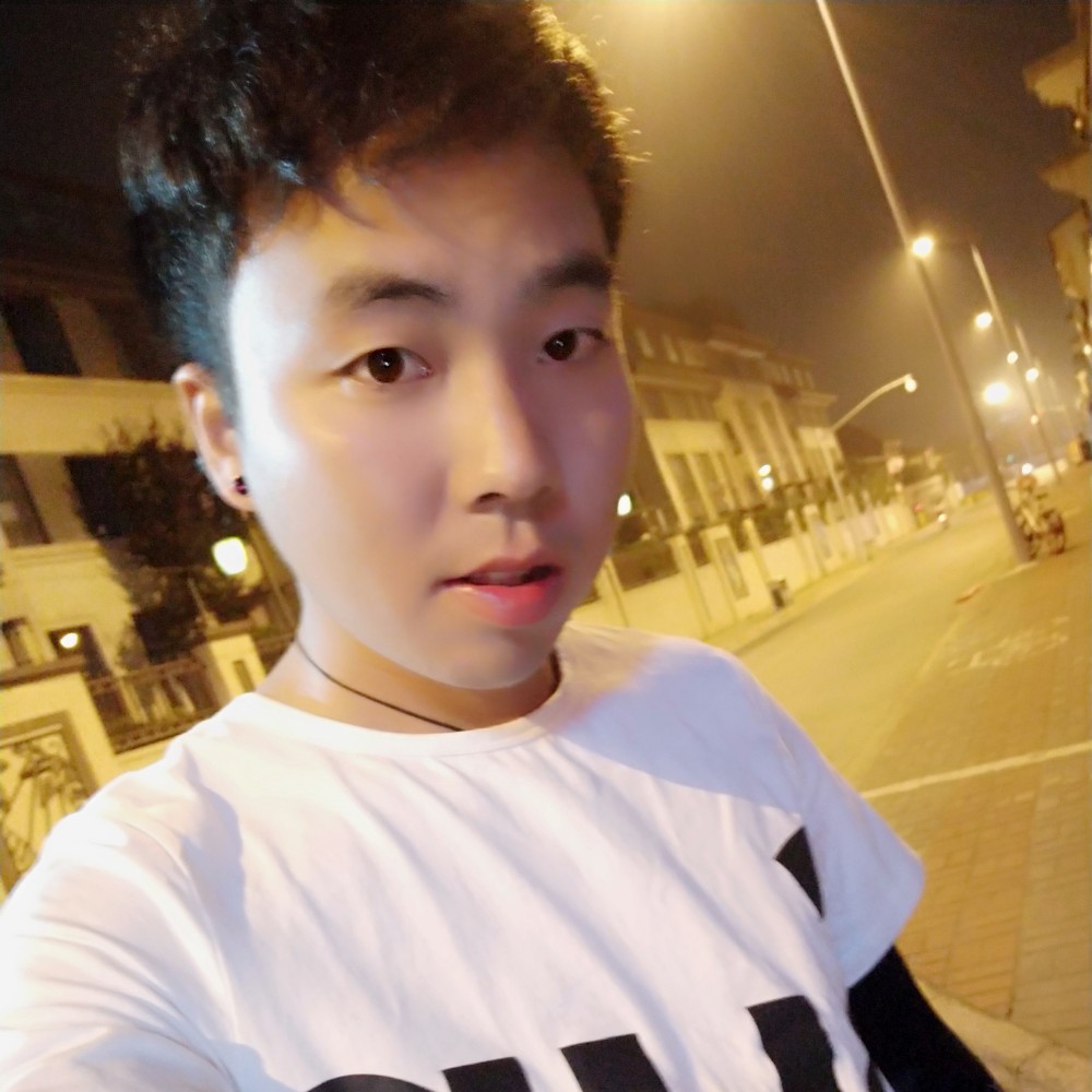 小陌✔的照片