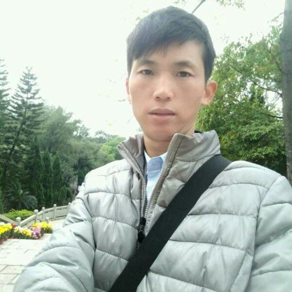 青花放弃饱满的照片