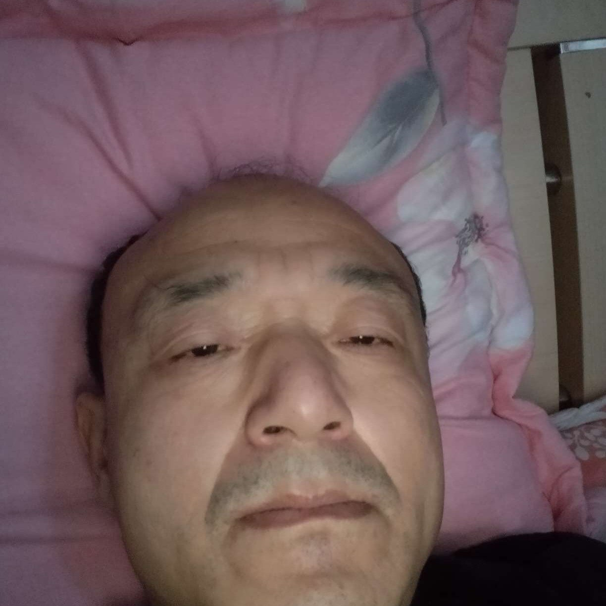 矜柔浅吻爱撒娇的照片