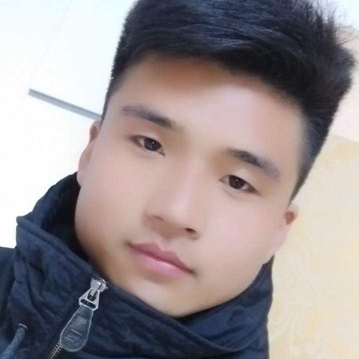 特仑苏一样的男人的照片