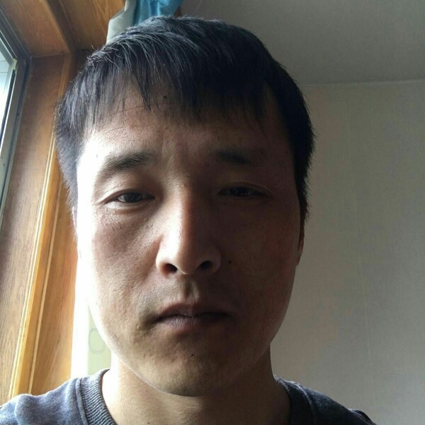 深情演变水壶的照片
