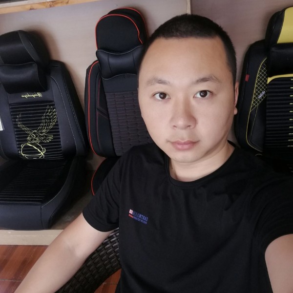 无可取代的笑无辜的照片
