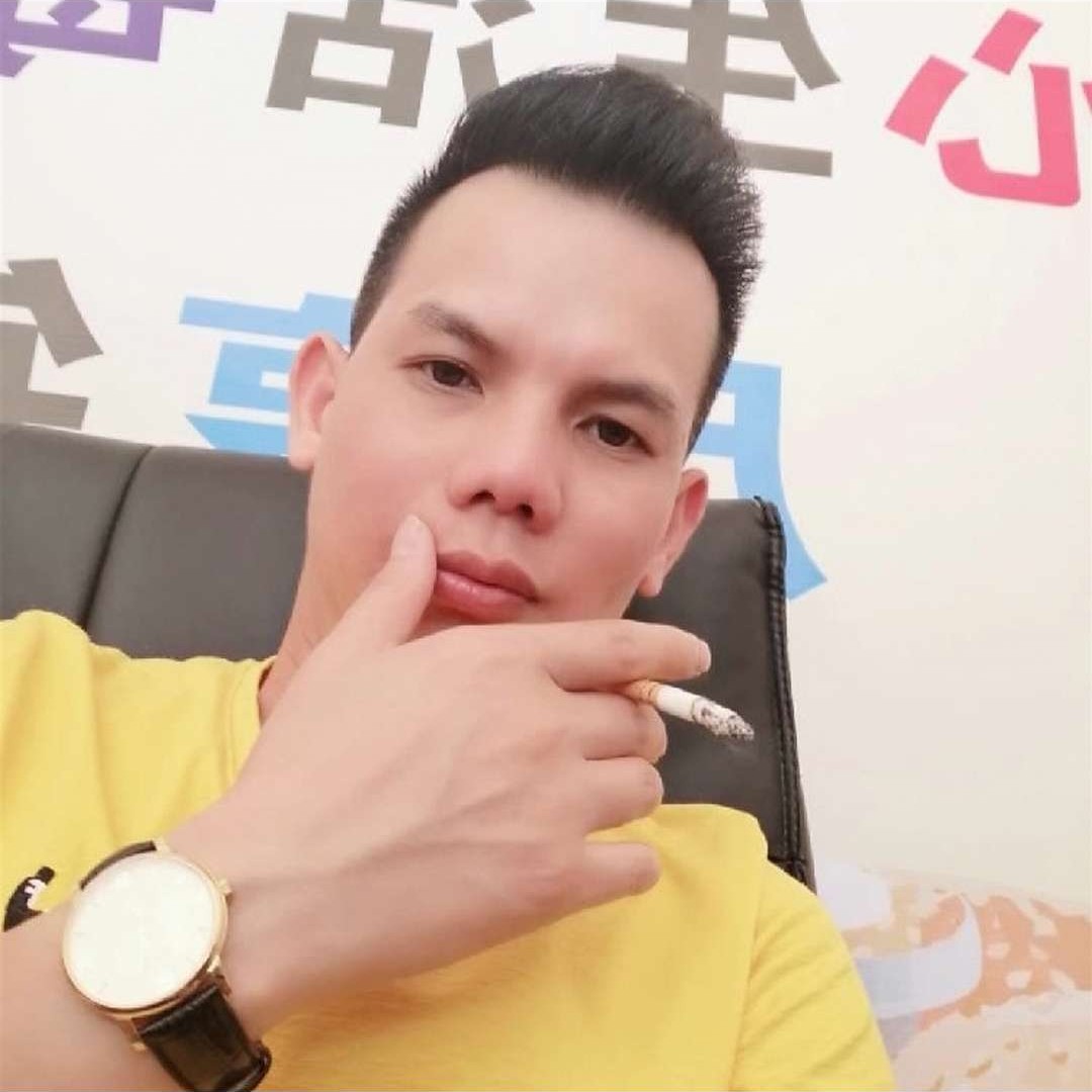 吐司等待拼搏的照片