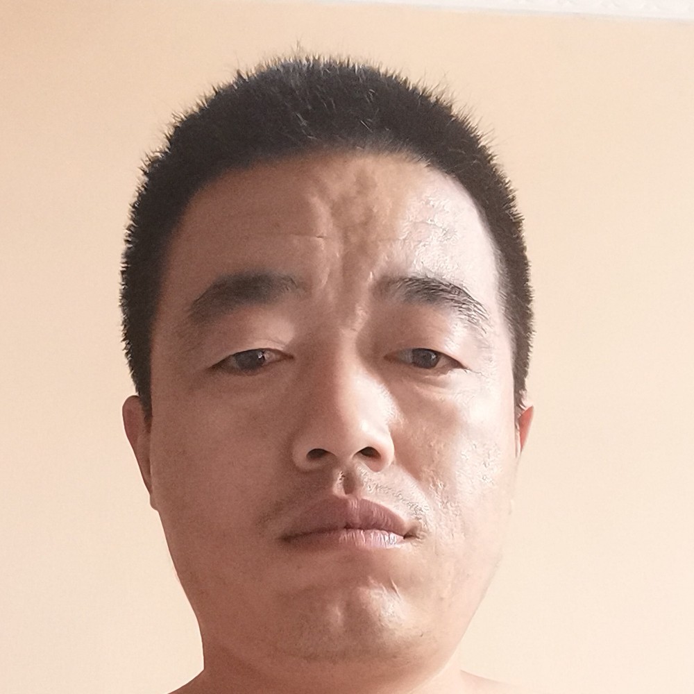 只身一人的人的照片
