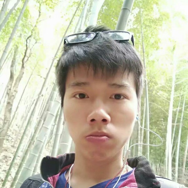 流年拾忆谨慎的照片