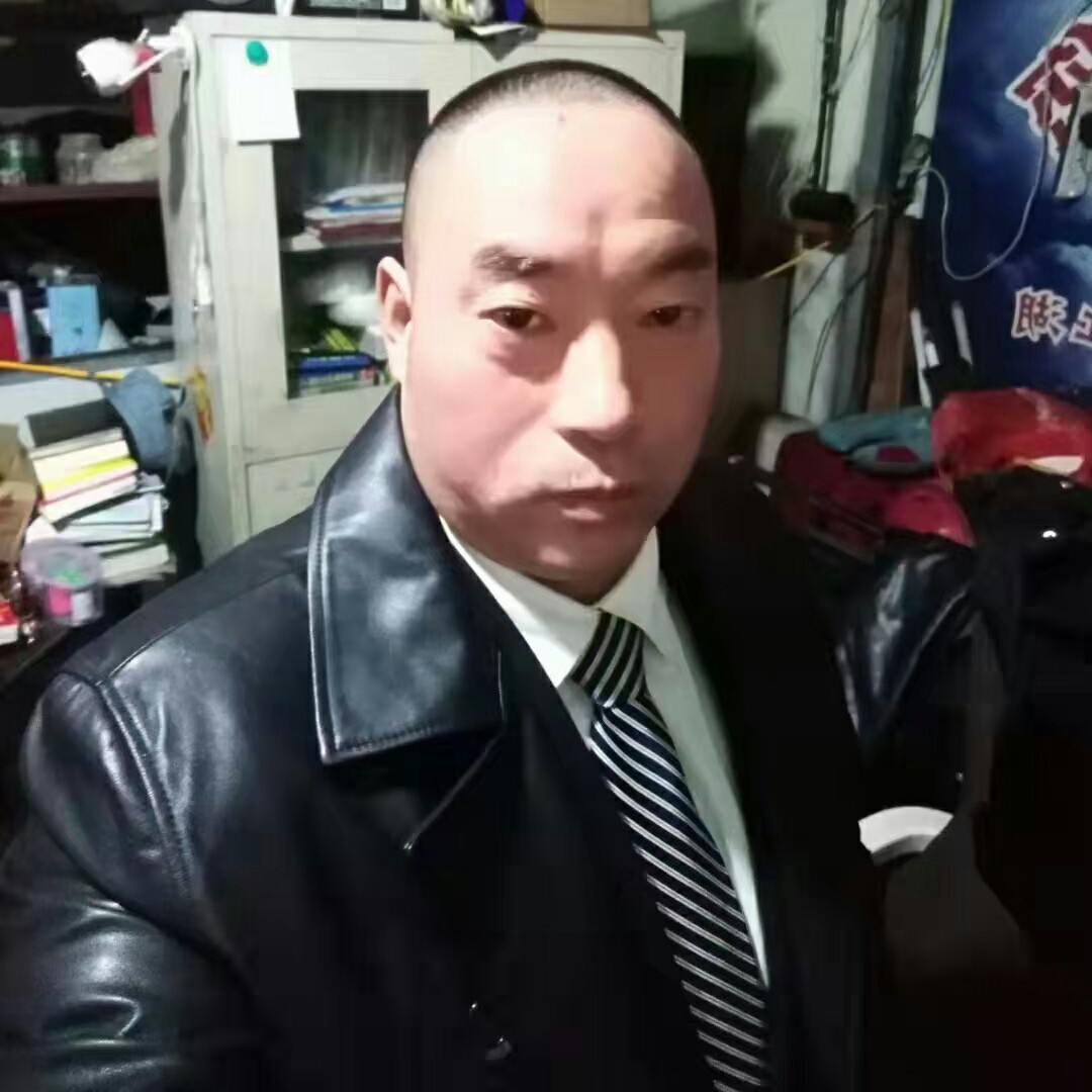 一个人在他乡流浪的照片