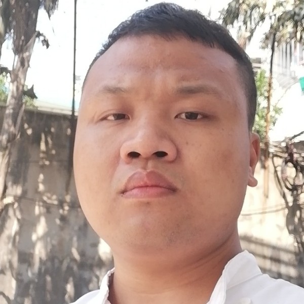 绿草爱恋怕孤独的照片