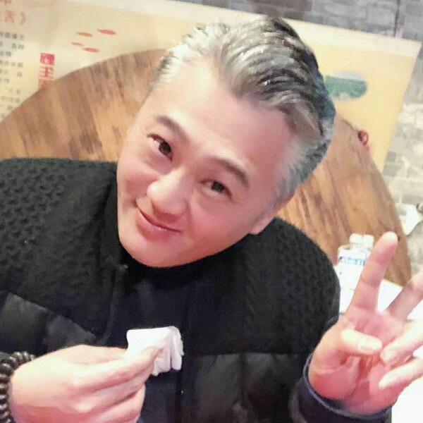 张耀坤的照片