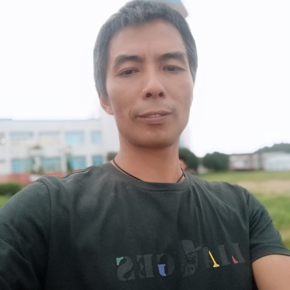 崔坤安的照片
