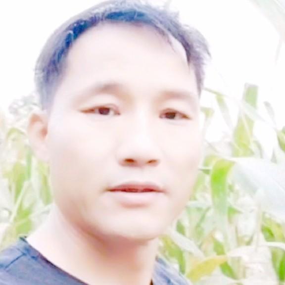 青衫挽手老实的照片