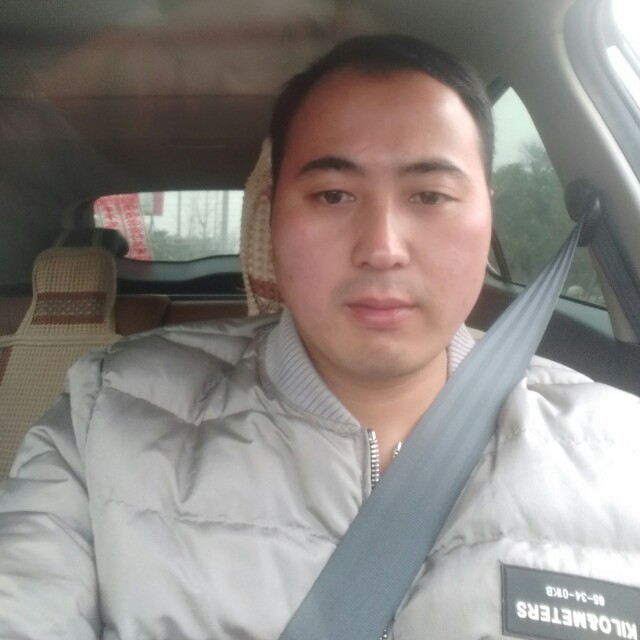 震动鸡翅的照片
