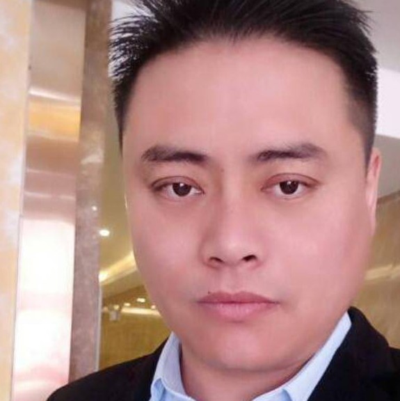 习惯了没人关心的照片