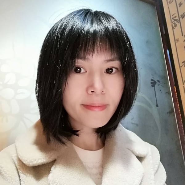 嗨哟的照片
